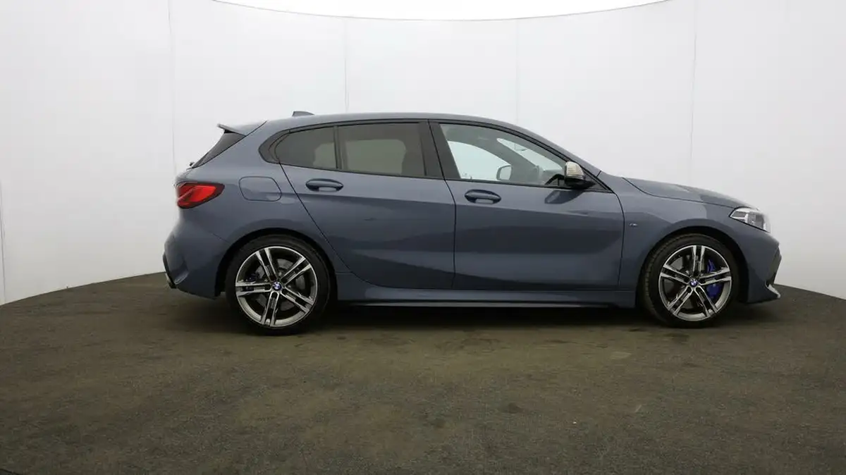 2020-bmw-1-series-20-m135i-xdrive-big-46