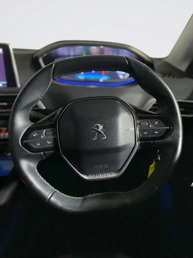 2017-peugeot-3008-suv-12-puretech-allure-big-14
