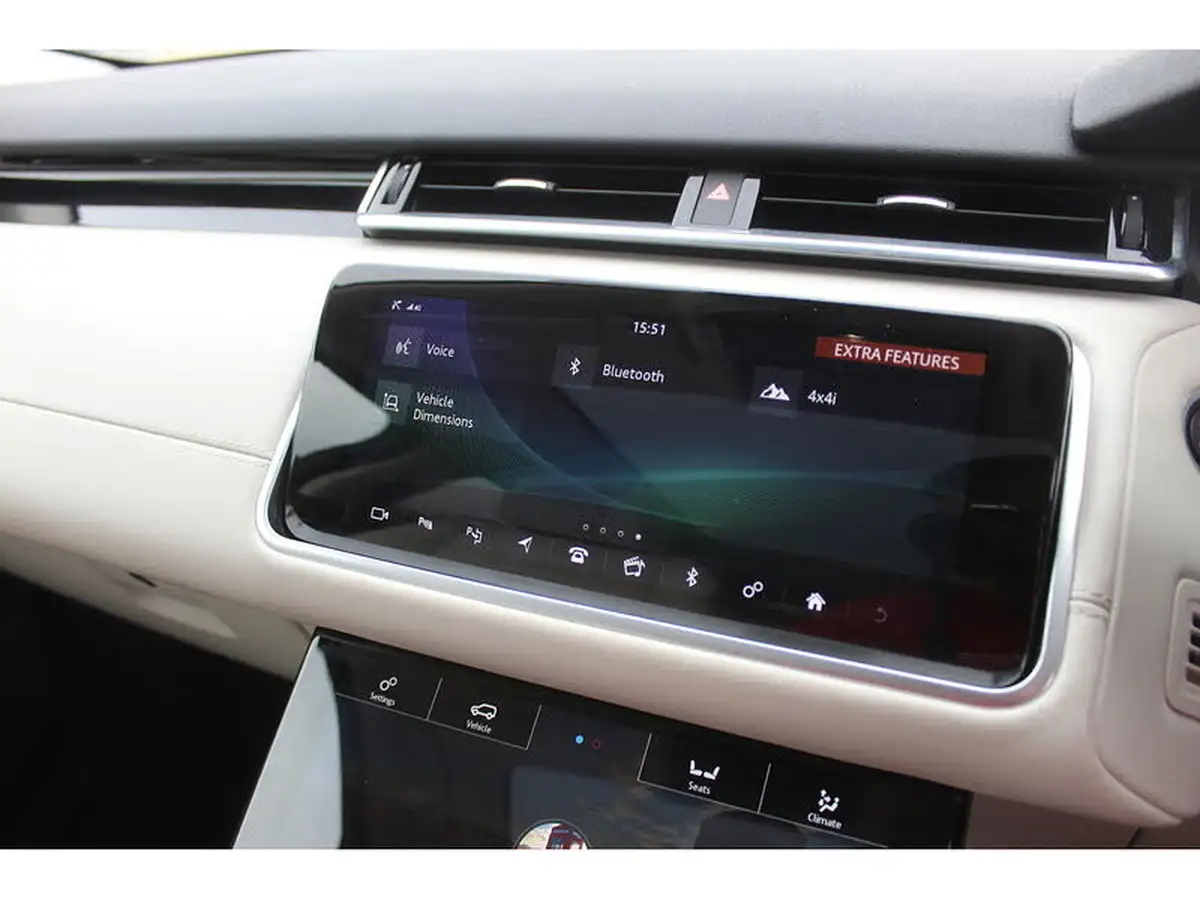 2019-land-rover-range-rover-velar-20-d240-hse-big-14