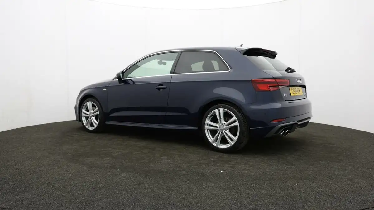 2017-audi-a3-20-tfsi-quattro-s-line-191ps-nav-hatchback-3d-big-66