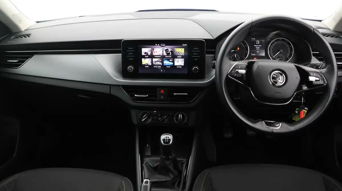 2022-skoda-kamiq-10-tsi-se-95ps-big-12