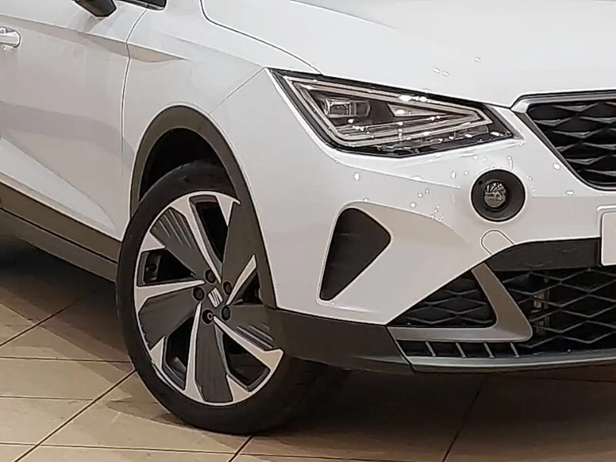2024-seat-arona-10-tsi-fr-sport-110ps-dsg-big-8