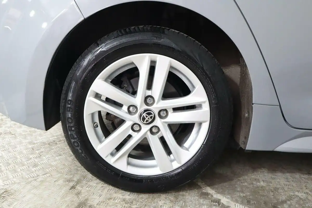 2022-toyota-corolla-18-vvt-i-icon-120bhp-trk-hatchback-5d-big-24