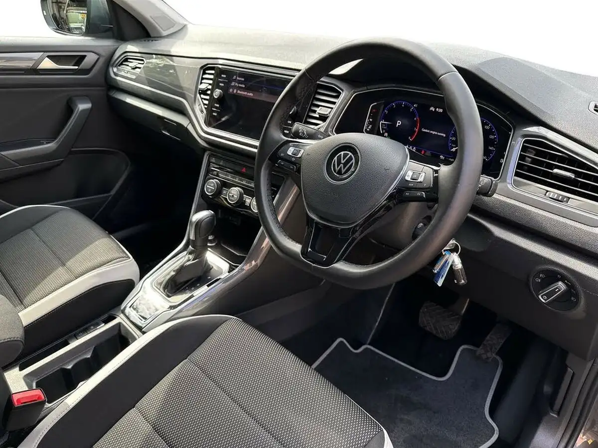 2021-volkswagen-t-roc-15-tsi-sel-dsg-big-9