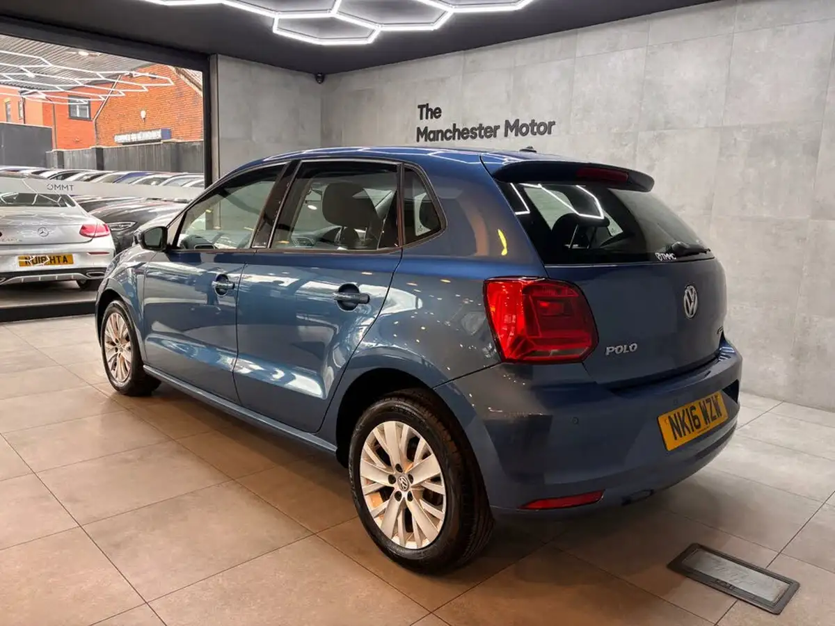 2016-volkswagen-polo-10-se-60ps-5d-big-12