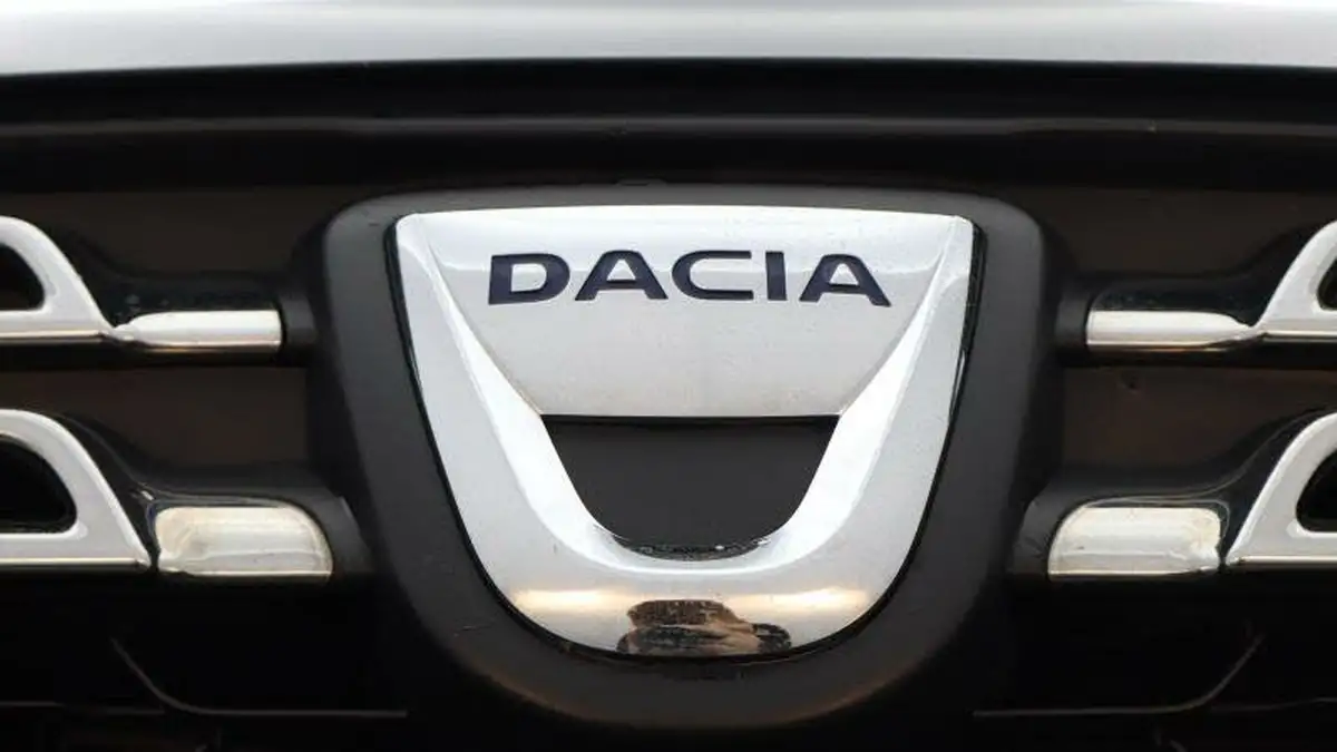 2018-dacia-duster-15dci-nav-auto-big-8