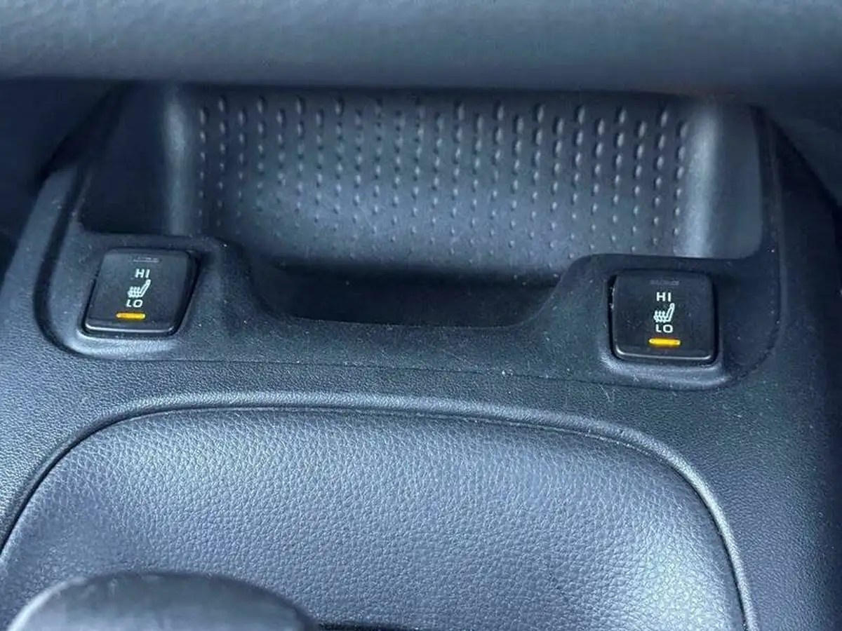 2020-toyota-corolla-18-vvt-i-icon-tech-trk-touring-sports-5d-big-65