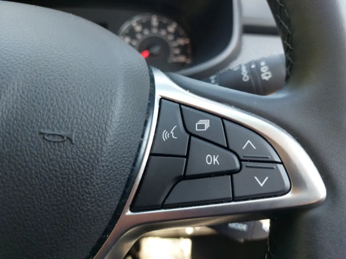 2022-dacia-sandero-stepway-10-tce-prestige-90bhp-big-12