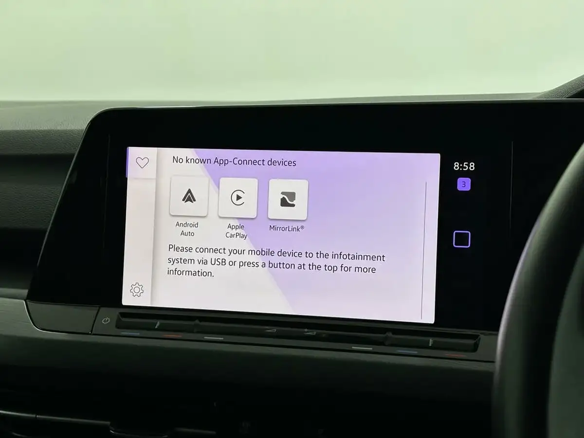 2020-volkswagen-golf-15-etsi-life-150ps-hatchback-big-24