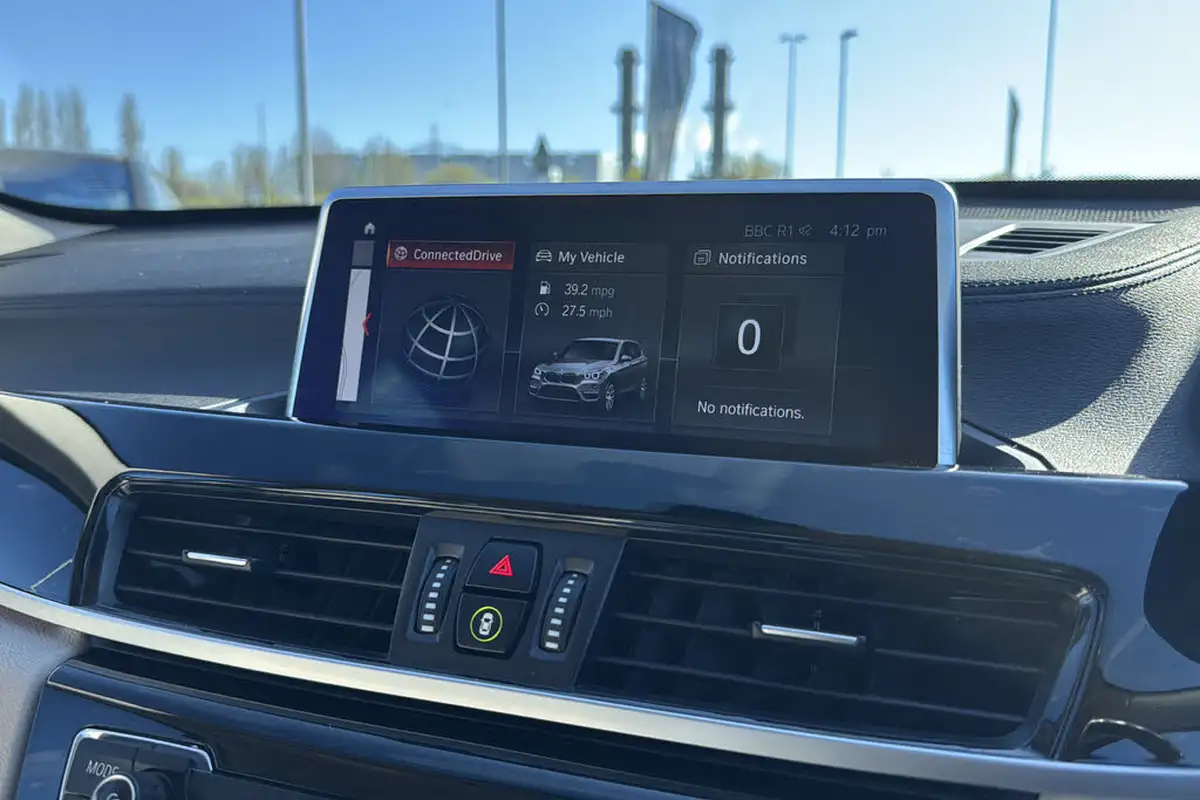 2021-bmw-x1-20-xdrive20i-xline-big-46