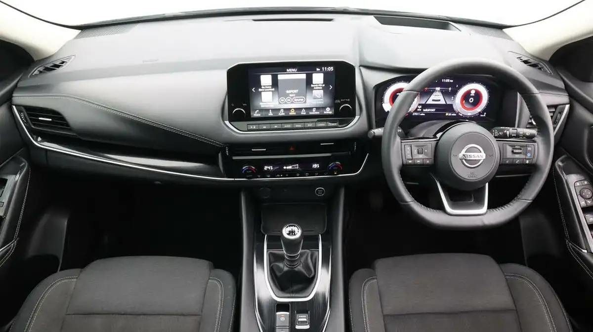 2021-nissan-qashqai-13-dig-t-premiere-edition-140ps-big-13