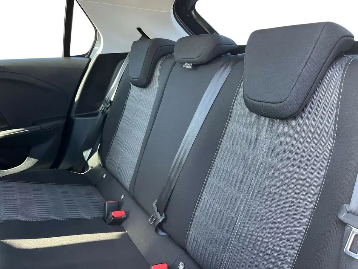 2021-vauxhall-corsa-12i-griffin-edition-big-8
