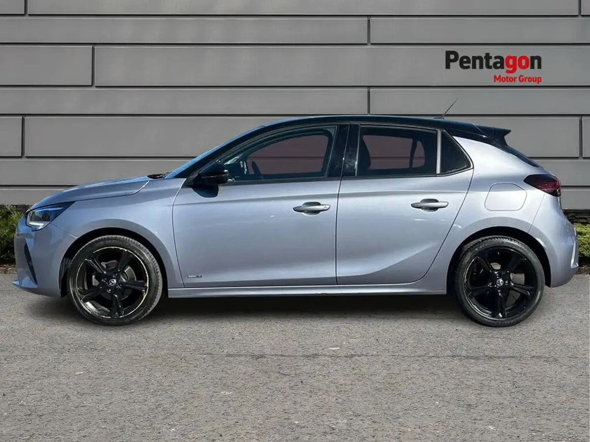 2021-vauxhall-corsa-12i-griffin-edition-big-11