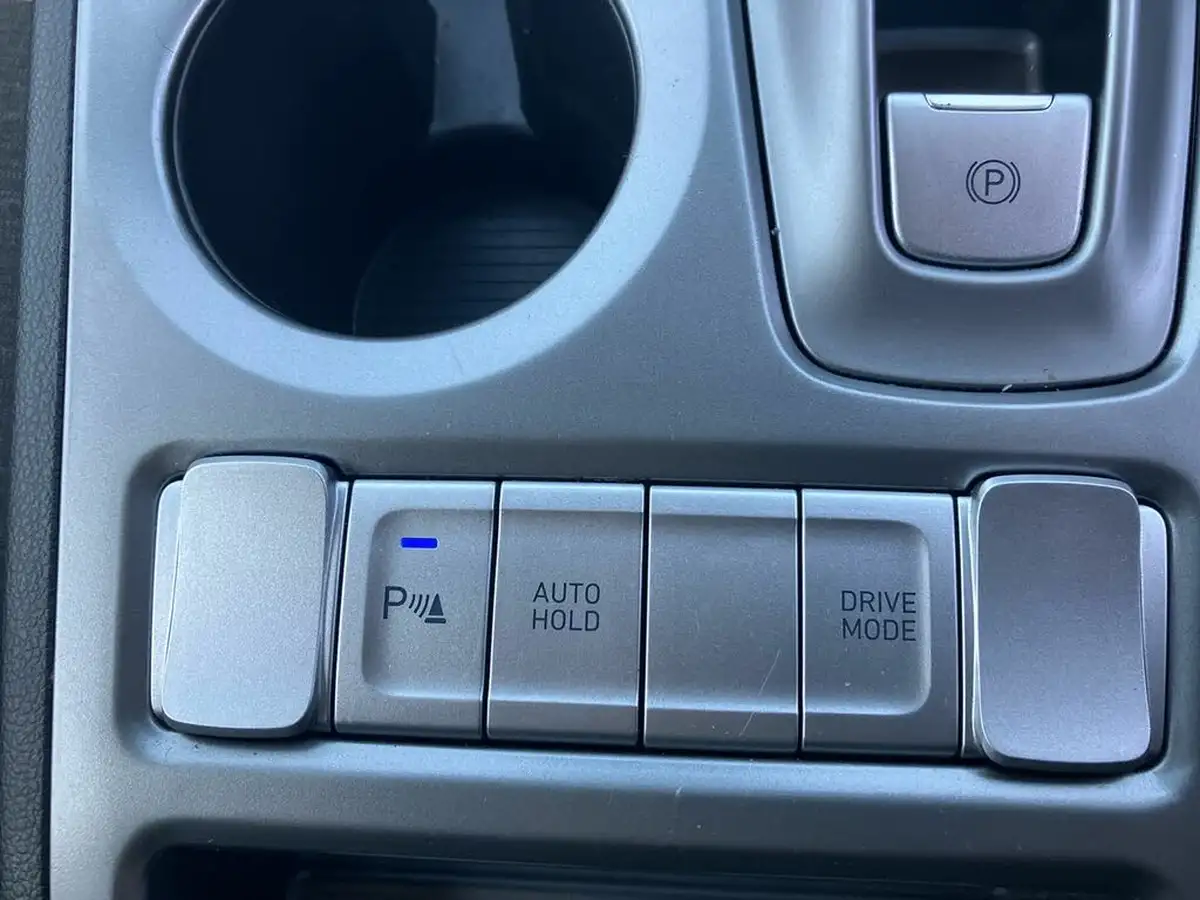 2020-hyundai-kona-e-premium-204ps-big-53