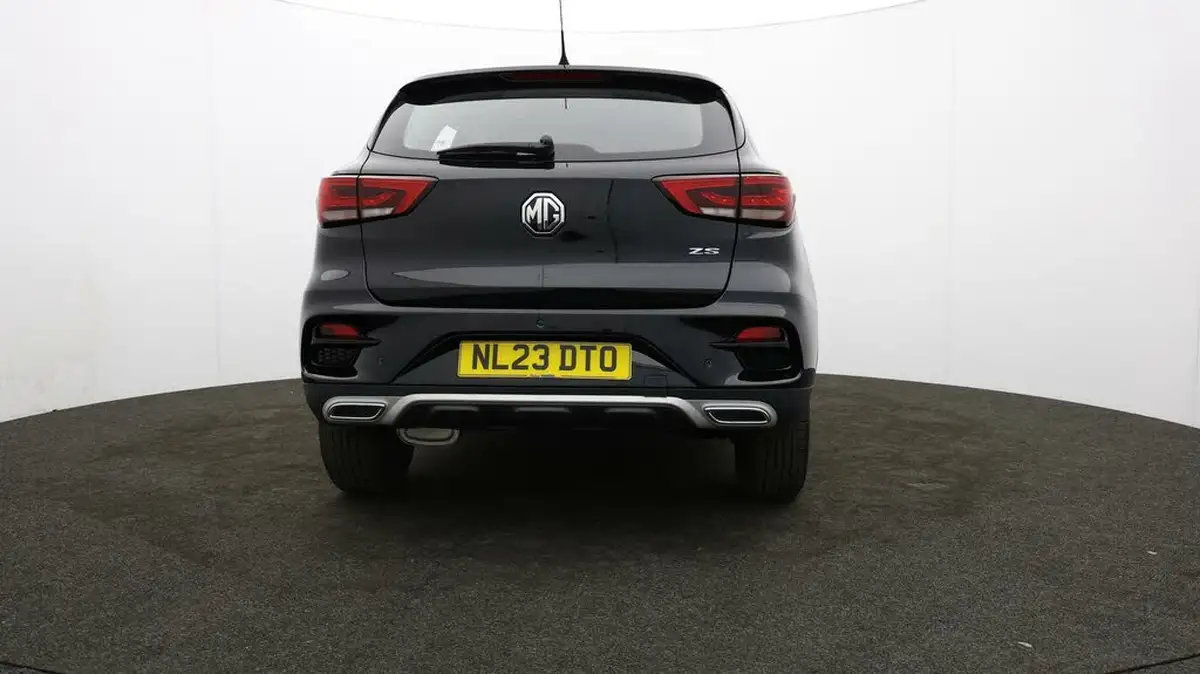 2023-mg-zs-suv-10t-gdi-excite-big-56