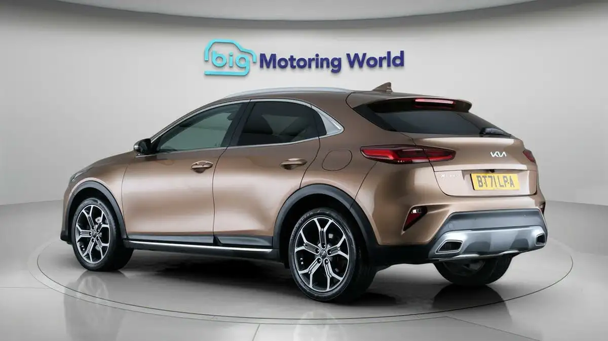 2022-kia-xceed-15-t-gdi-3-big-4