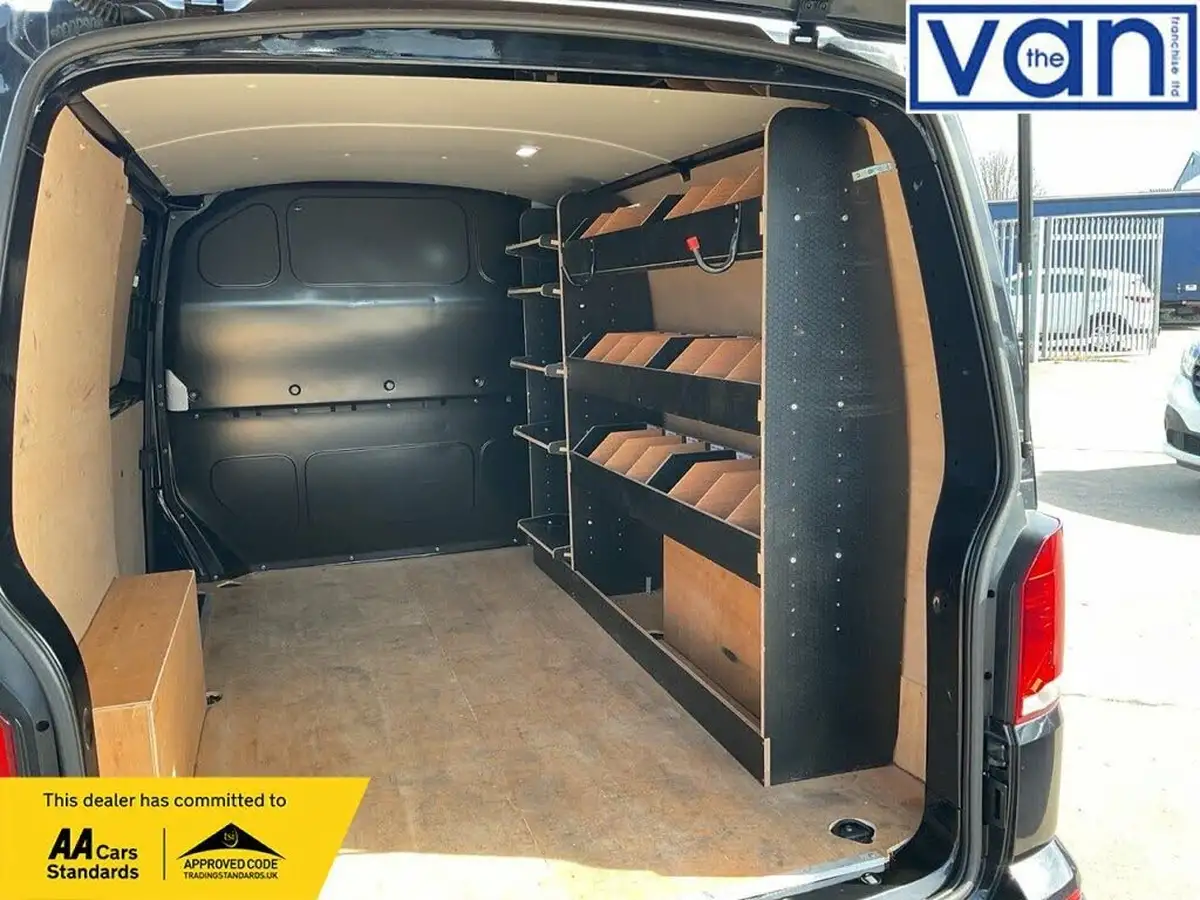 2022-volkswagen-transporter-20tdi-t28-highline-bmt-swb-110pseu6d-big-18