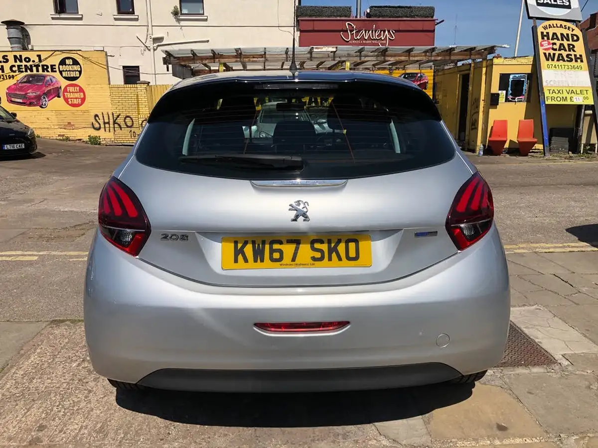 2018-peugeot-208-12-puretech-active-82bhp-ss-etg5-big-5