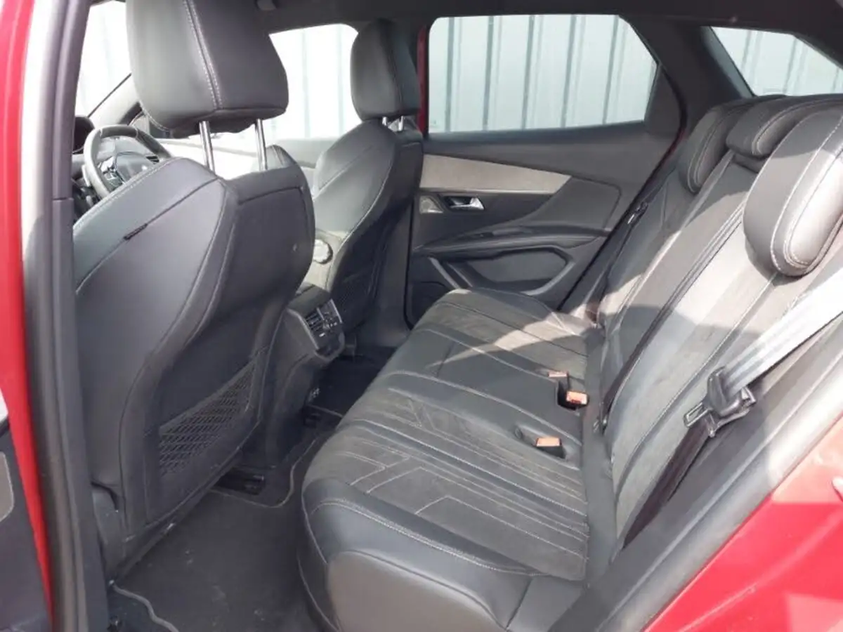 2022-peugeot-3008-suv-16-puretech-gt-premium-225bhp-hybrid-e-eat8-big-5