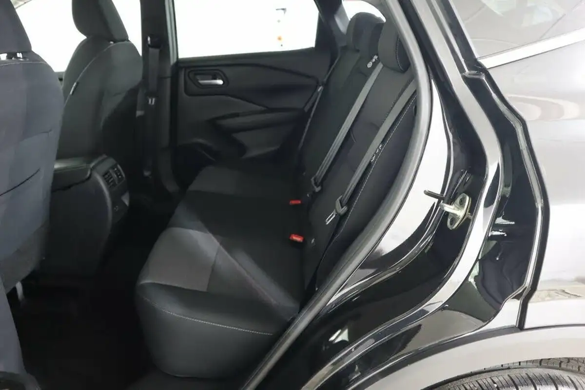 2023-nissan-qashqai-13-dig-t-n-connecta-160ps-auto-big-12