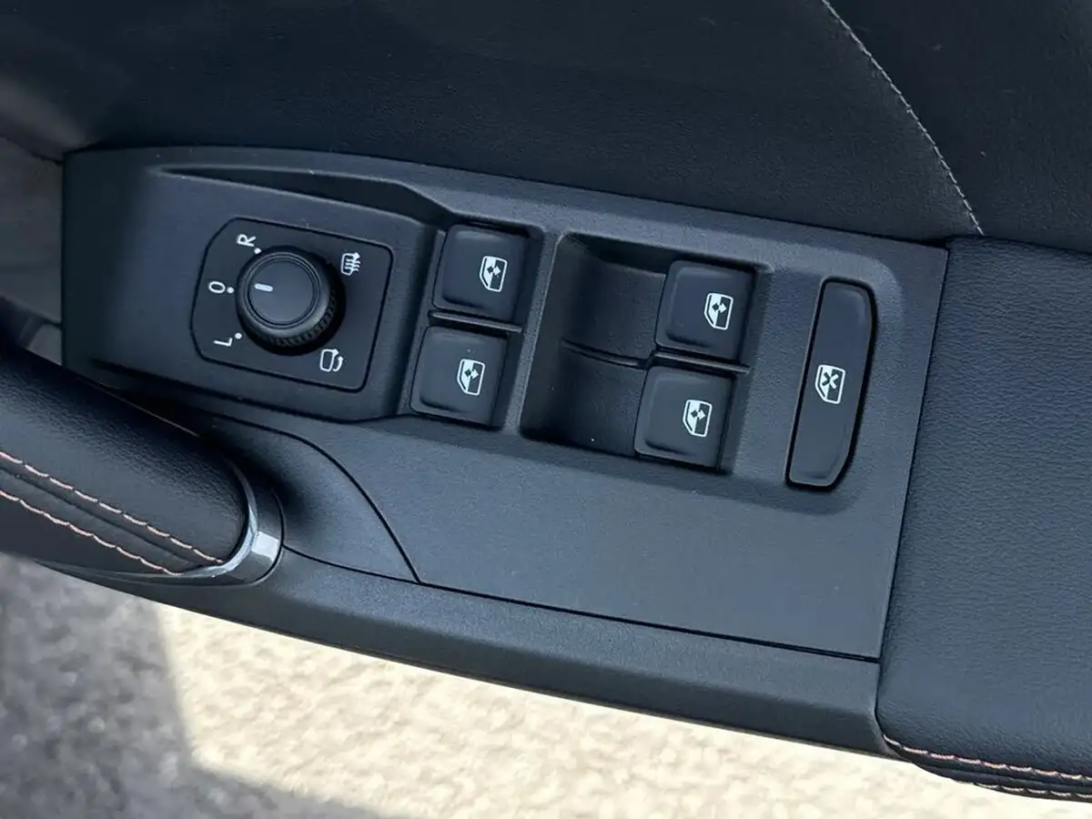 2024-cupra-formentor-20-tsi-vz2-310ps-4drive-big-17