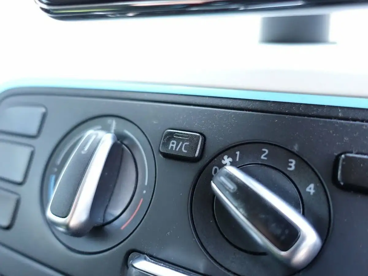 2014-seat-mii-10-toca-3d-big-19