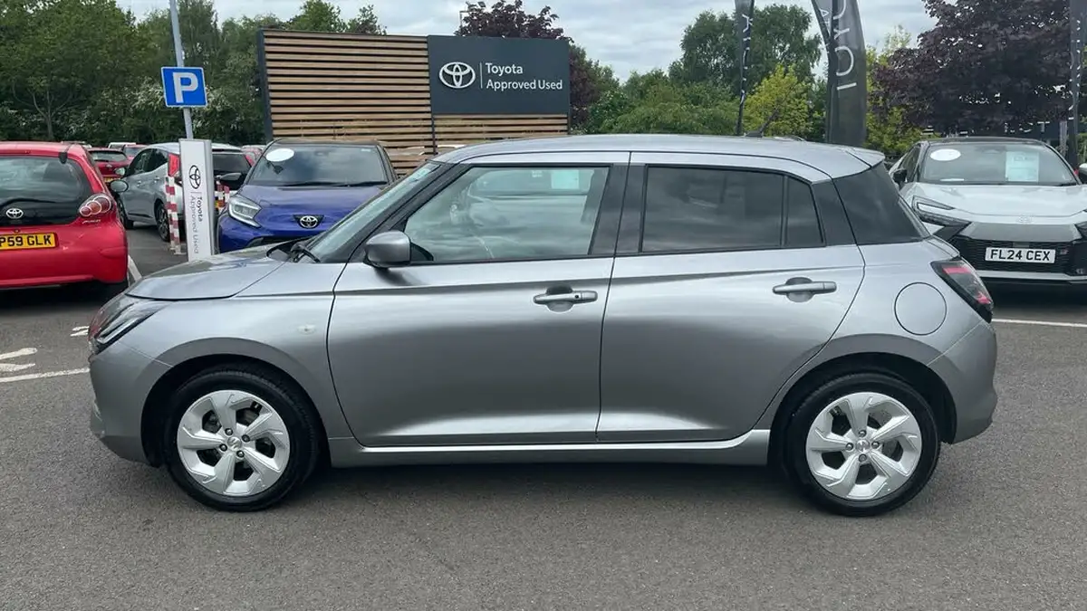 2024-suzuki-swift-12-motion-big-16