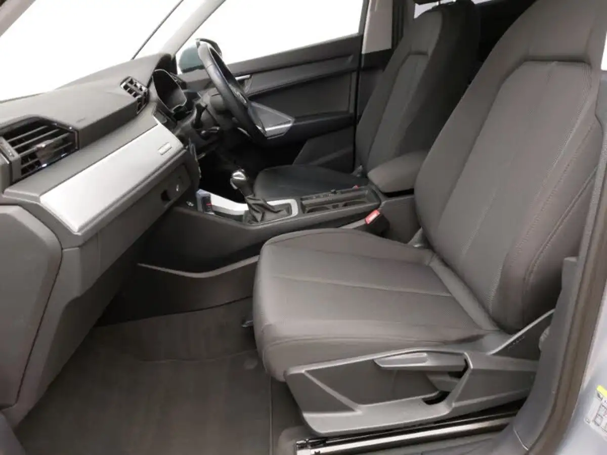 2023-audi-q3-14-45-tfsi-e-technik-big-4