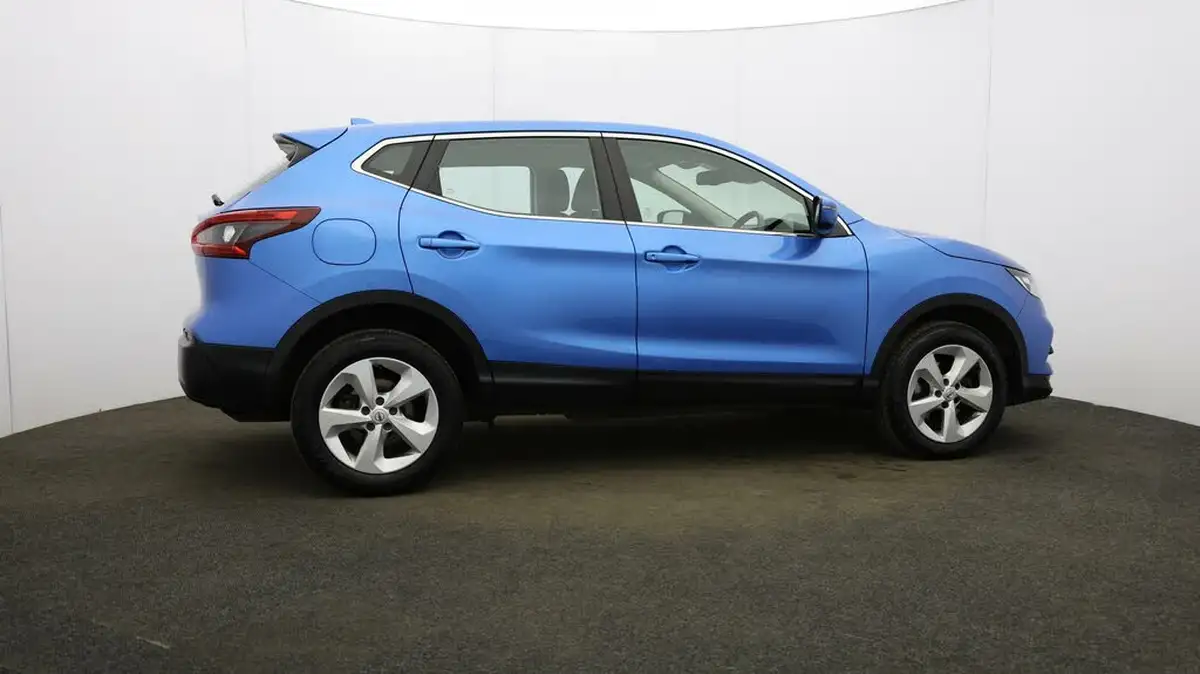 2019-nissan-qashqai-15dci-acenta-premium-17in-alloys-dct-big-45