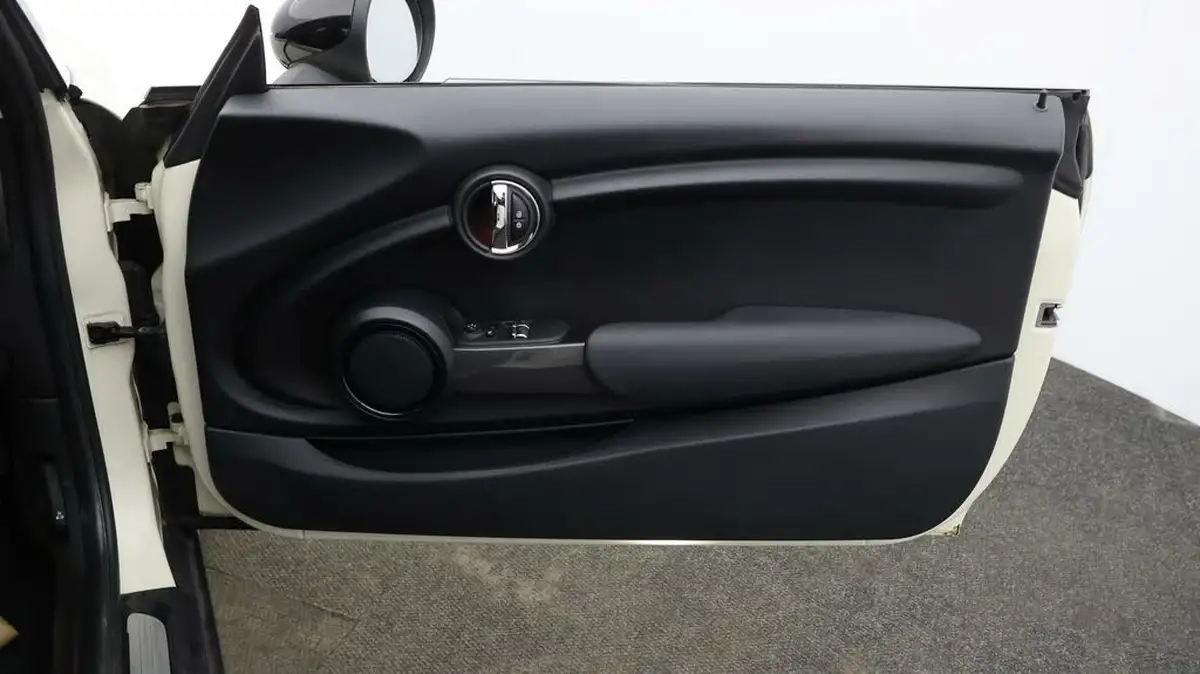 2018-mini-cooper-15-cooper-series-ii-ss-hatchback-3d-big-14