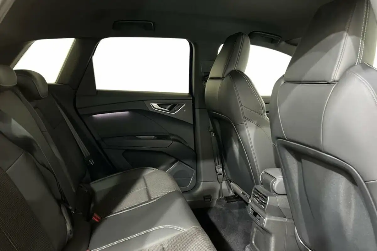 2022-audi-q4-e-tron-35e-s-line-station-wagon-big-7