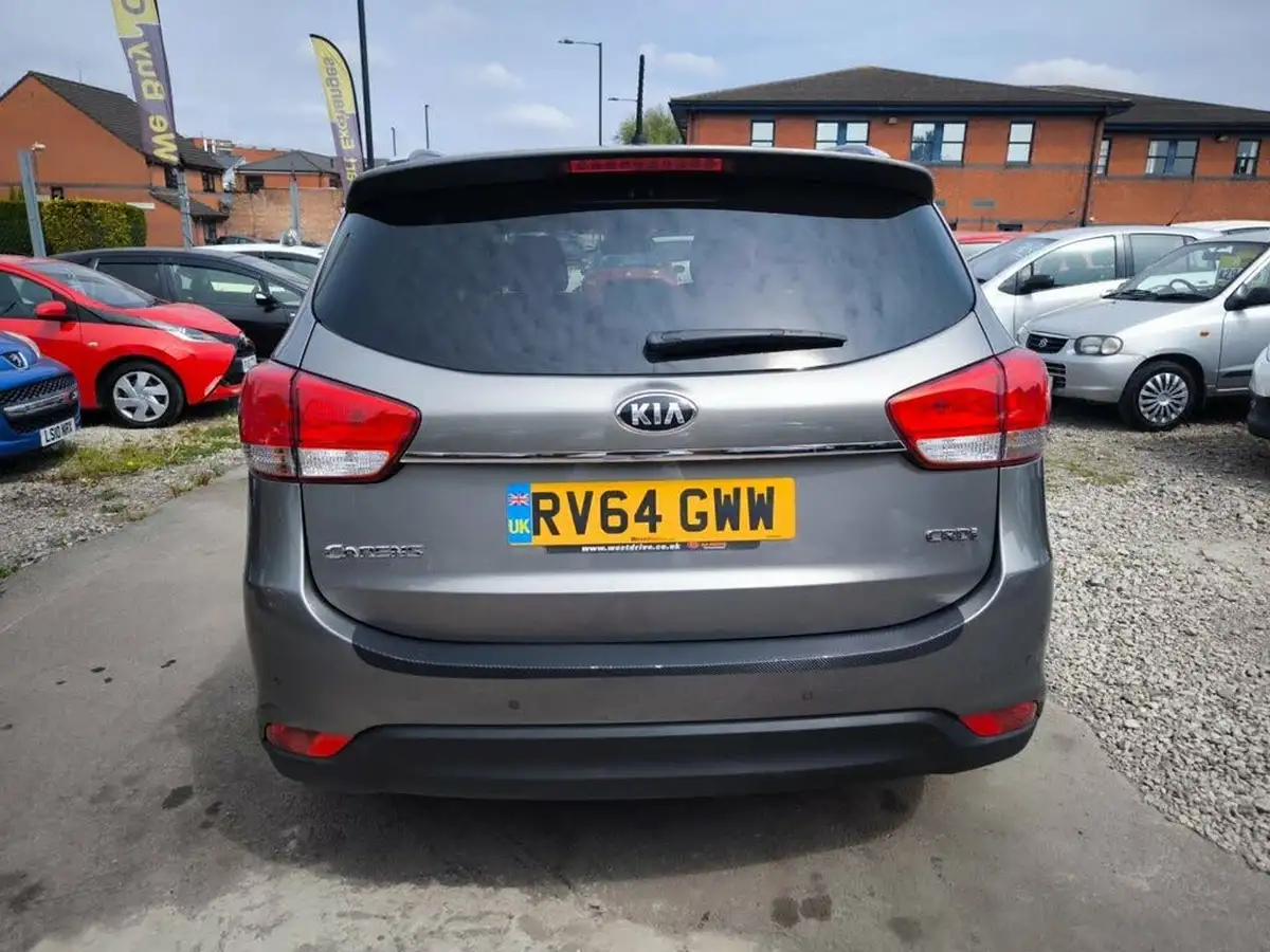 2014-kia-carens-17-crdi-2-134bhp-auto-big-24