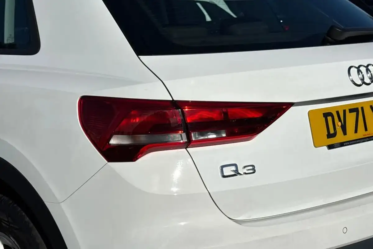 2022-audi-q3-15-35-tfsi-technik-cod-s-tronic-big-7
