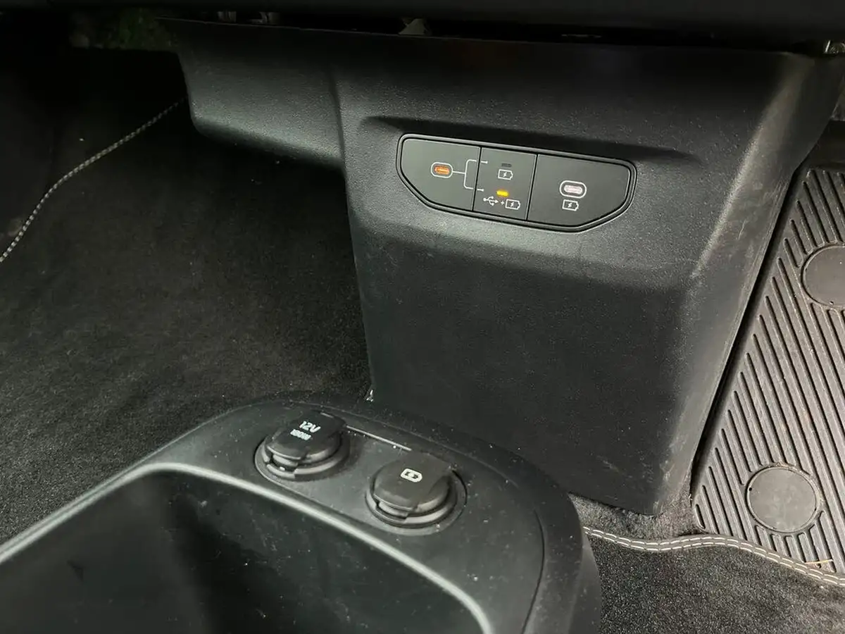 2025-kia-ev6-e-gt-line-s-320bhp-awd-840kwh-heat-pump-big-26