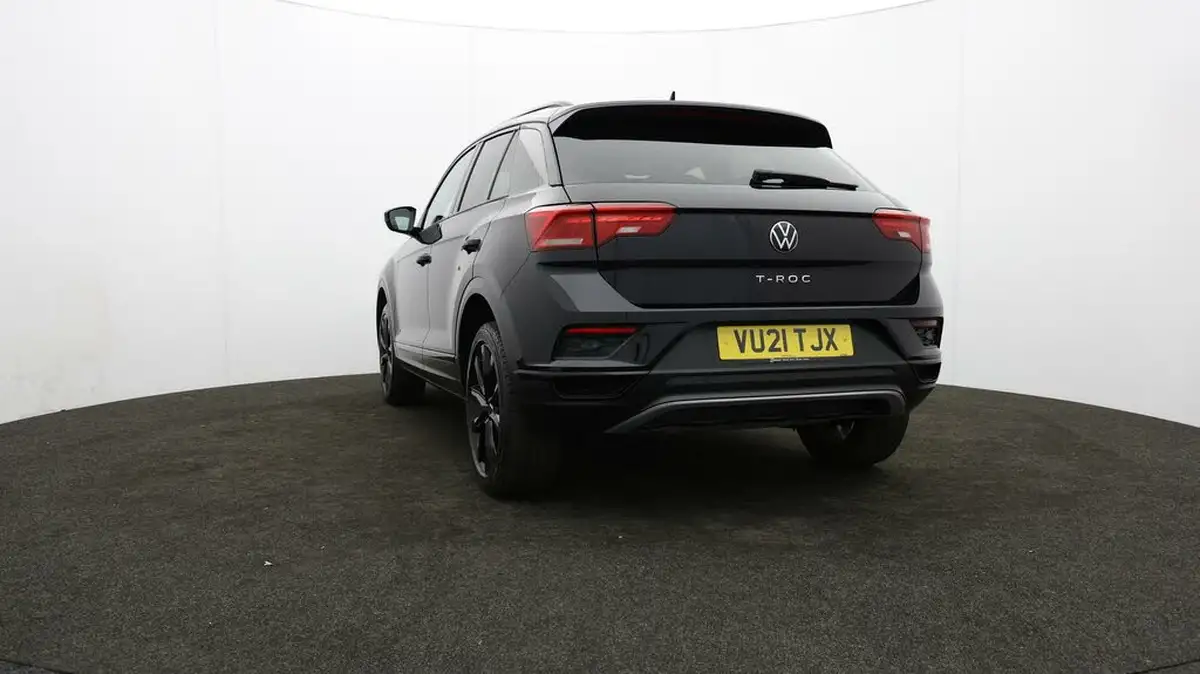 2021-volkswagen-t-roc-15-tsi-black-edition-big-22