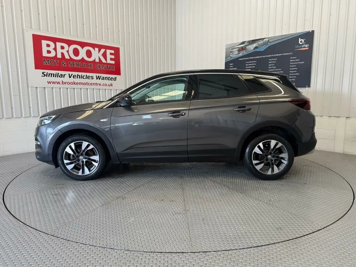 2018-vauxhall-grandland-x-12-sport-nav-130ps-auto-big-9