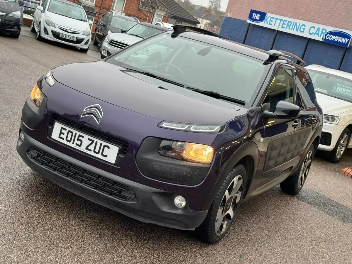 2015-citroen-c4-cactus-16bluehdi-flair-big-20