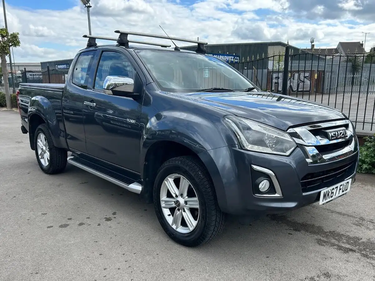 2017-isuzu-d-max-19td-yukon-double-pickup-big-1