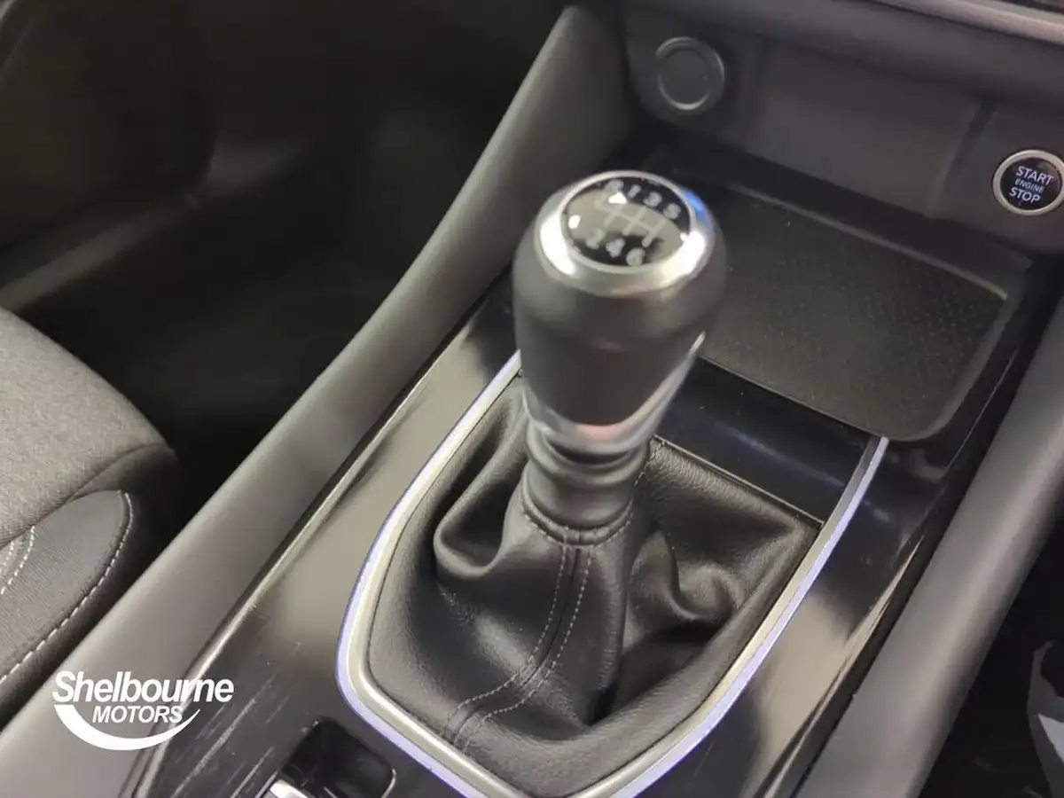 2021-nissan-qashqai-13-dig-t-n-connecta-140ps-big-25