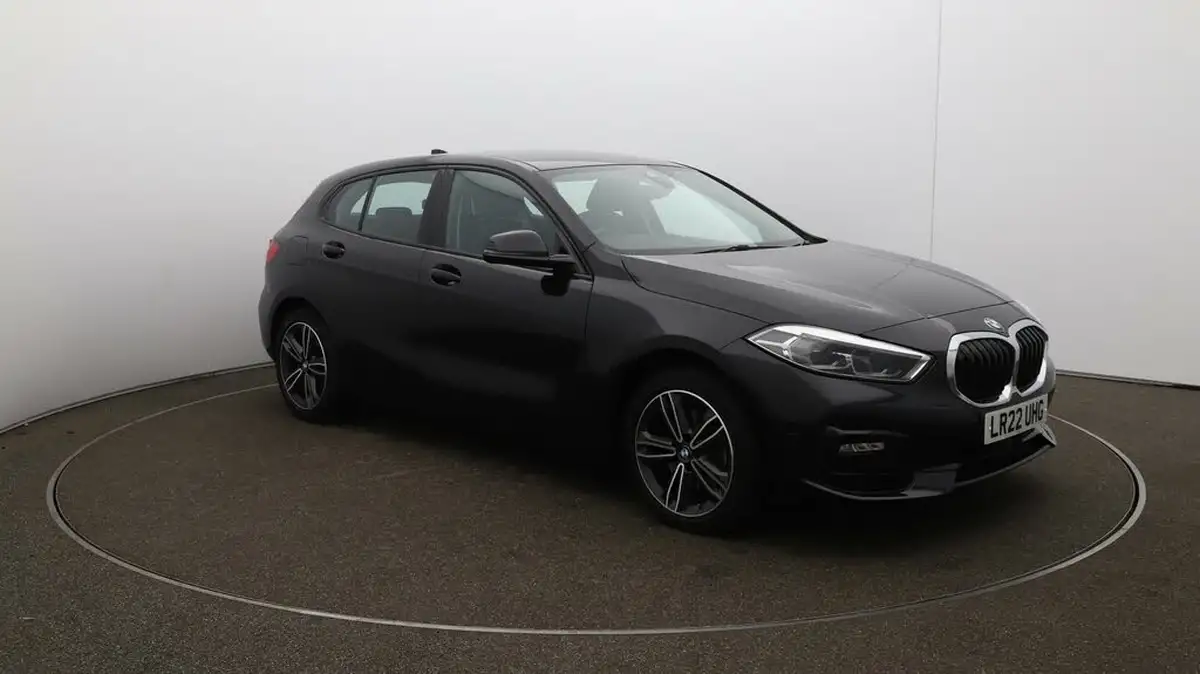 2022-bmw-1-series-15td-116d-sport-dct-big-36