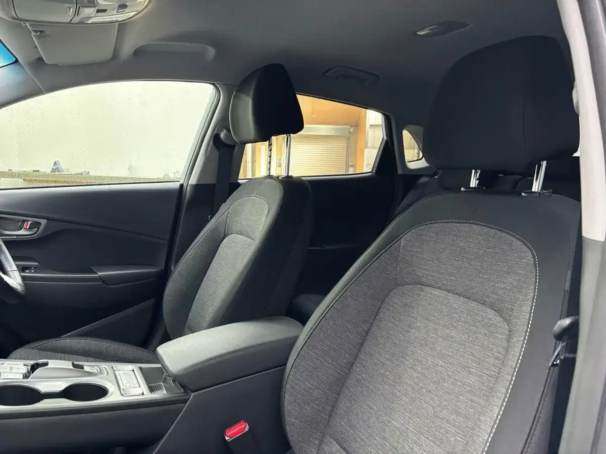 2020-hyundai-kona-e-premium-204ps-big-10