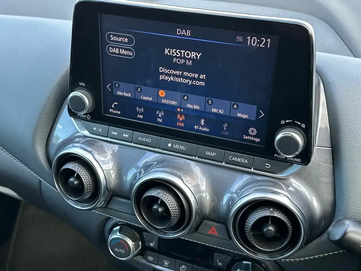 2022-nissan-juke-10-dig-t-tekna-big-16