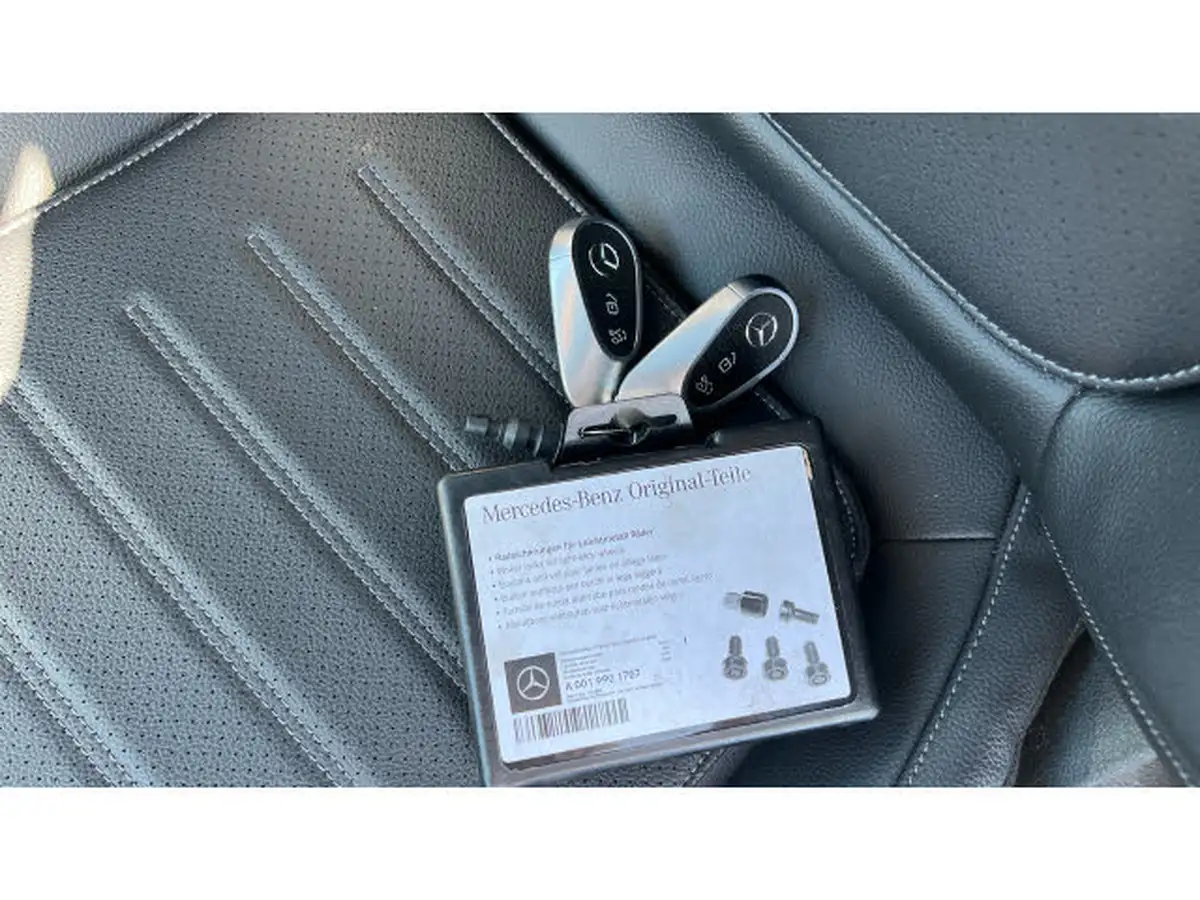 2023-mercedes-benz-c-class-20-c300e-amg-line-premium-plus-estate-5d-big-19