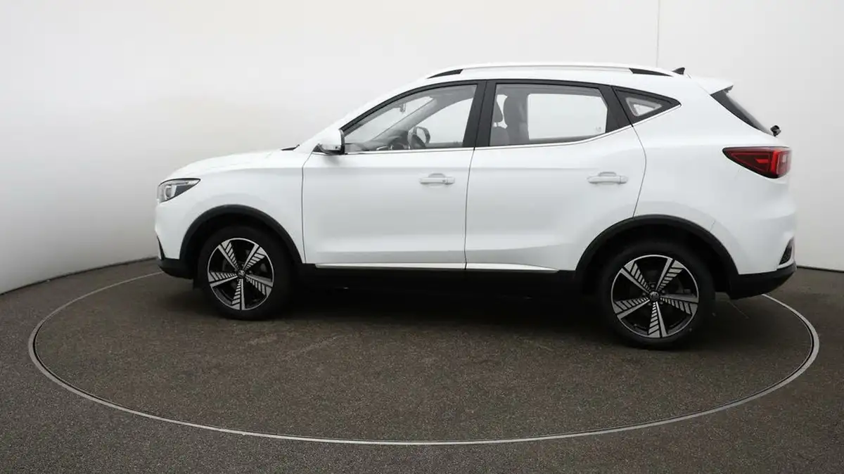 2021-mg-zs-suv-e-exclusive-ev-big-49