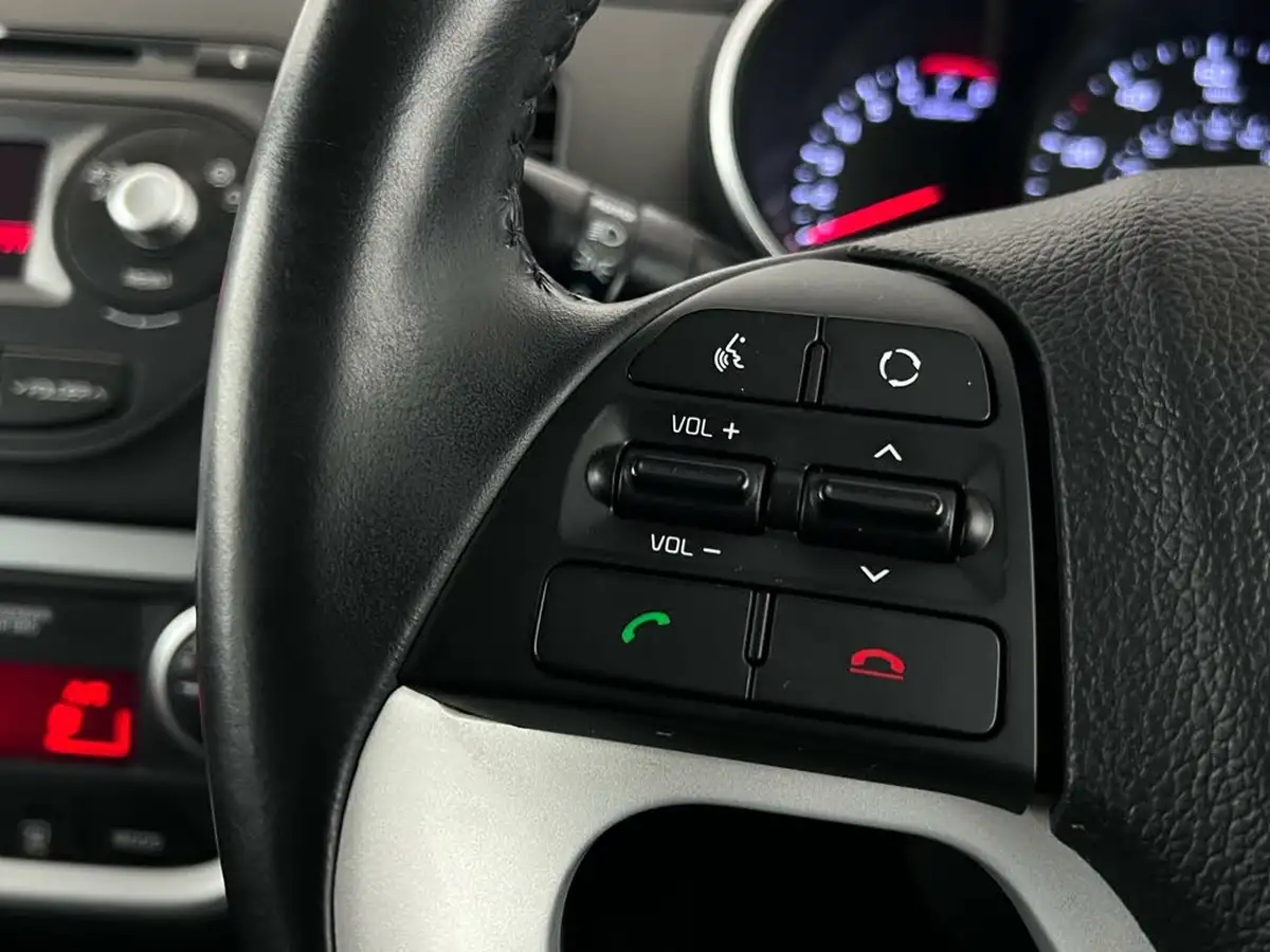 2017-kia-picanto-125-se-big-18