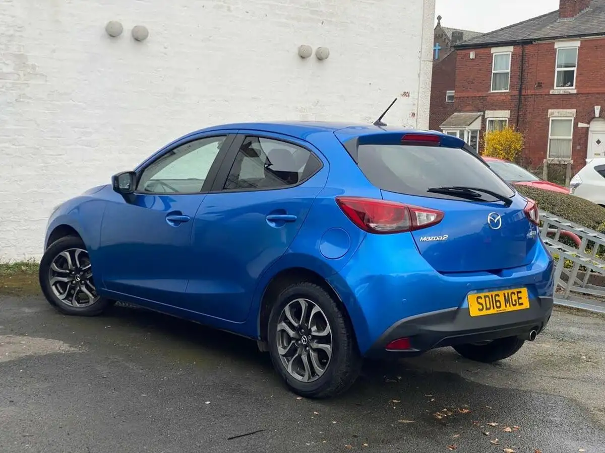 2016-mazda-mazda2-15td-sport-nav-big-9