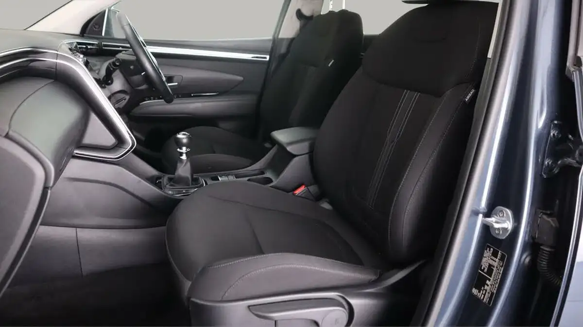2022-hyundai-tucson-16-t-gdi-premium-150ps-big-14