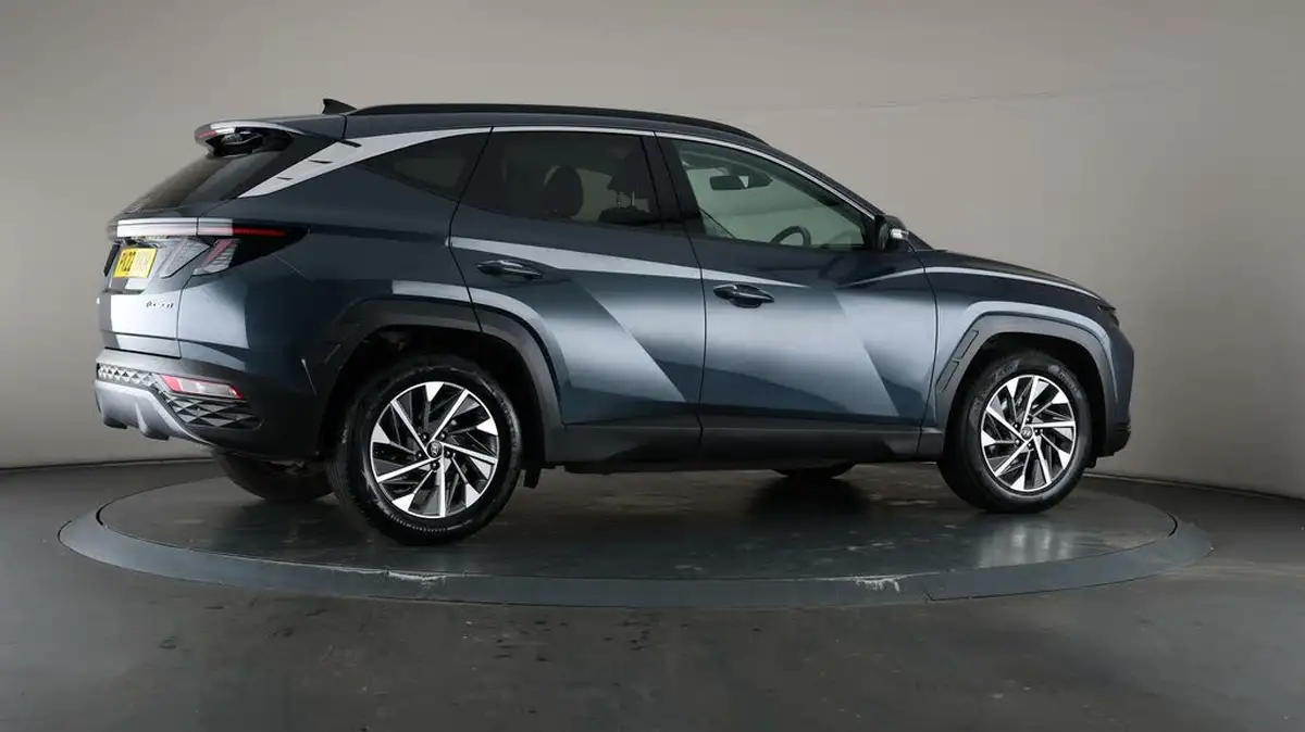 2022-hyundai-tucson-16-t-gdi-premium-150ps-big-55