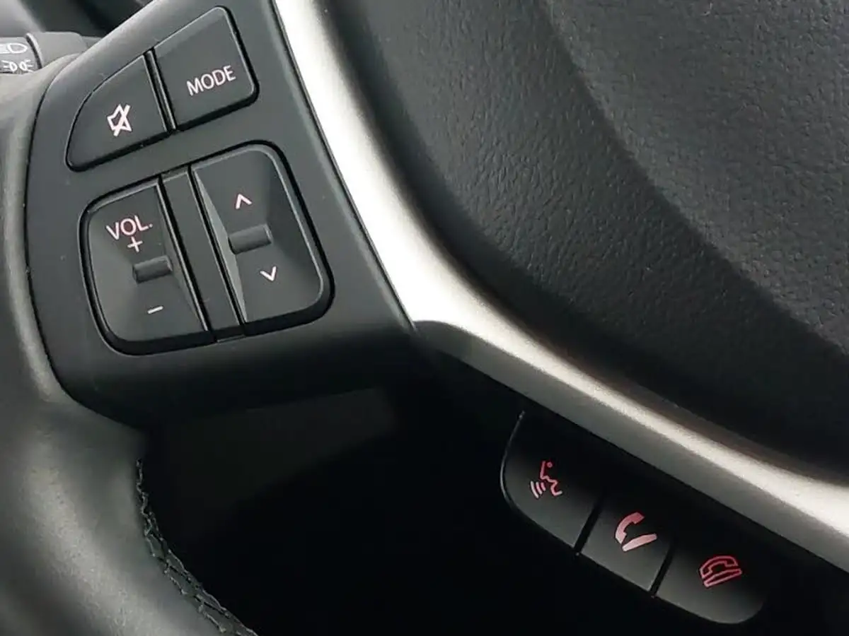 2023-suzuki-s-cross-14-boosterjet-motion-big-13