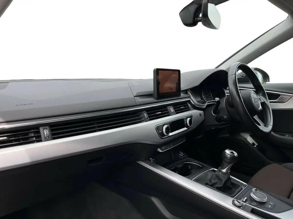 2016-audi-a4-avant-14-tfsi-sport-big-6